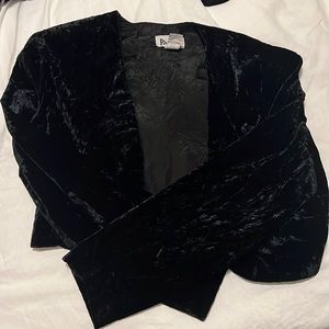 Black Cropped Long Sleeve Jacket